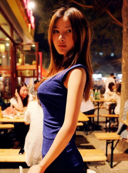 老头与少妇三级